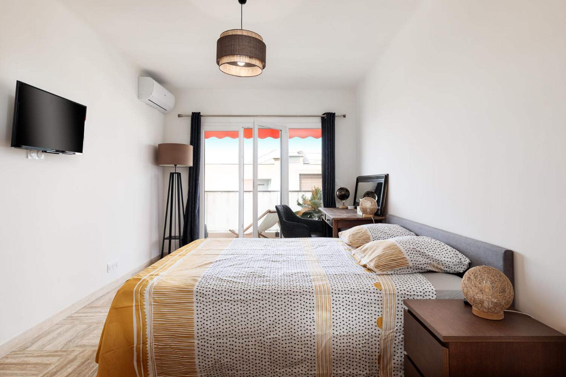 Spacieux Appartement De 114 M2 A 5 Min Des Plages - Proximite Tous Commerces Et Transports アンティーブ エクステリア 写真